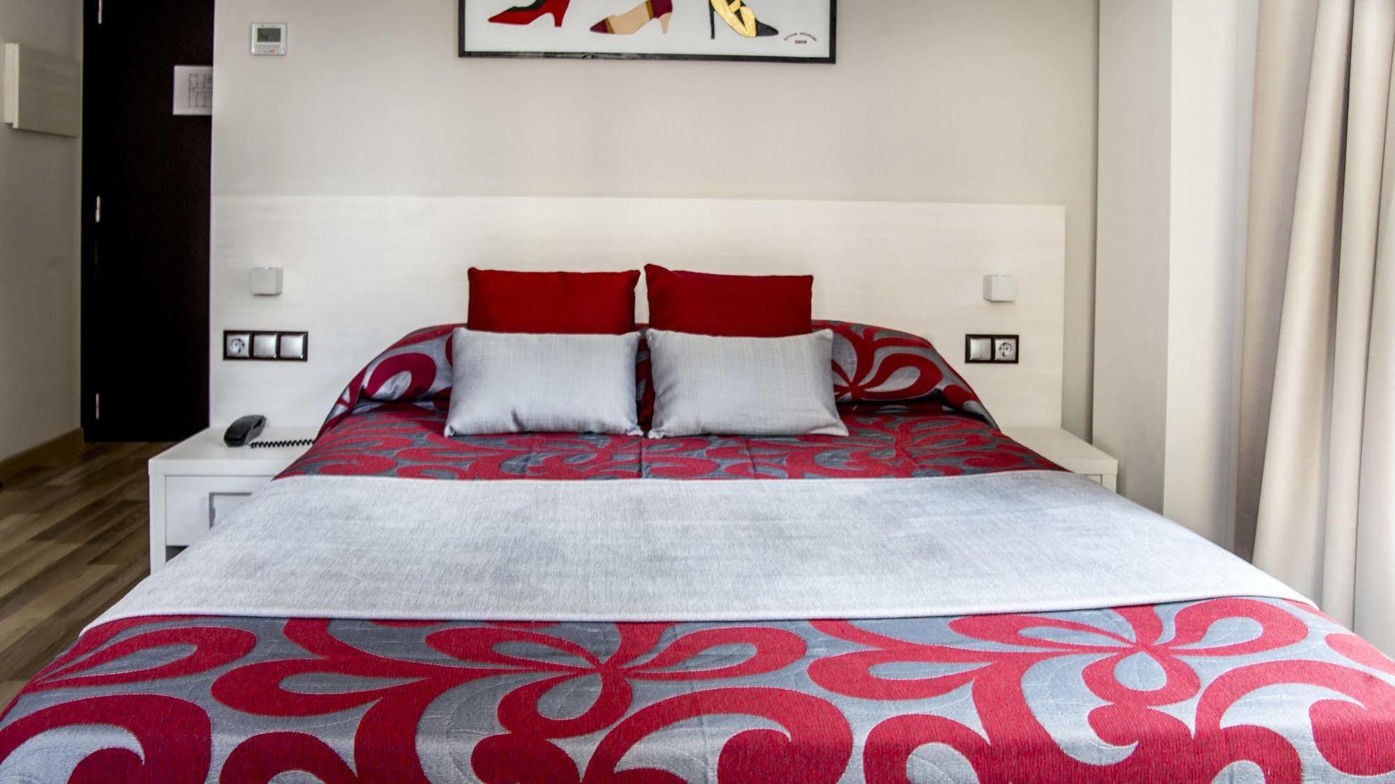 Hotel Centre Reus Kültér fotó